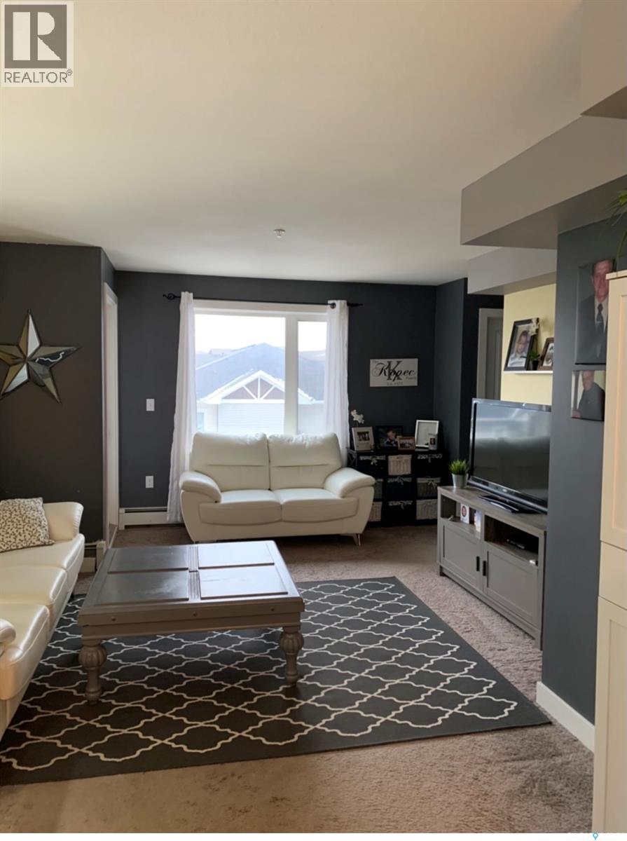 #205 820 5th STREET NE - 6