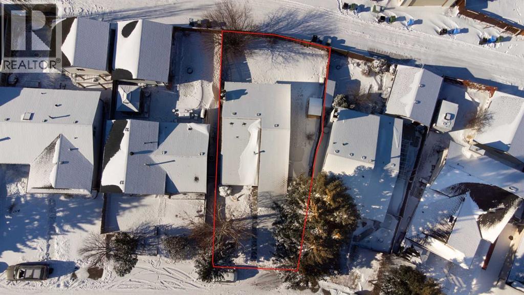 Single Family House 4 Level for Sale in  Beddington Way NE Beddington Heights Calgary 