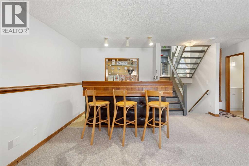 Single Family House 4 Level for Sale in  Beddington Way NE Beddington Heights Calgary 