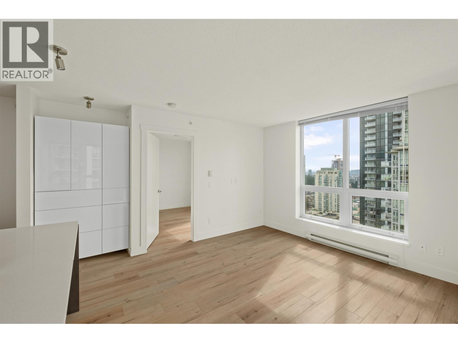 2306 3007 GLEN DRIVE, Coquitlam