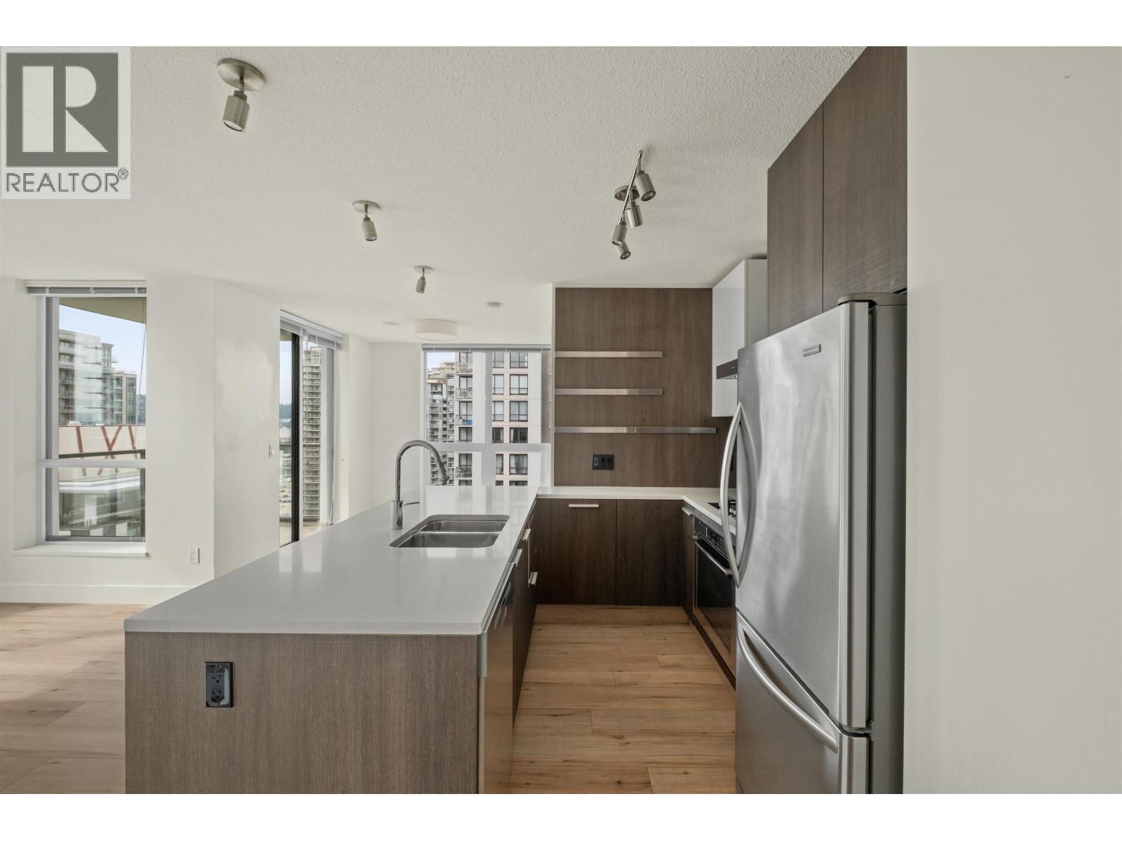 2306 3007 GLEN DRIVE, Coquitlam