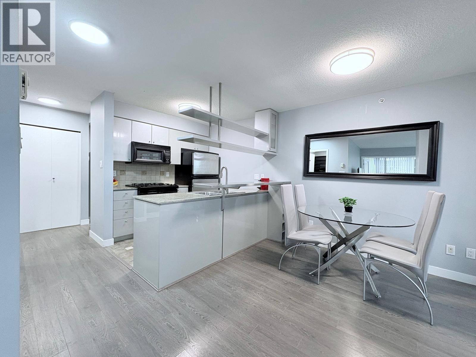 2706 1438 RICHARDS STREET, Vancouver