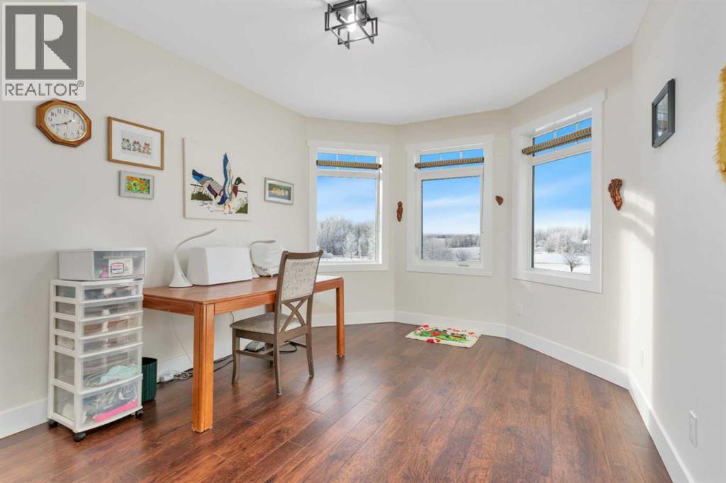 
          533 Birch Close
            <br/>
            <span>Birchcliff</span>
            , 
            <span>AB</span>
             <span>T4S1R6</span>
         - Photo 35