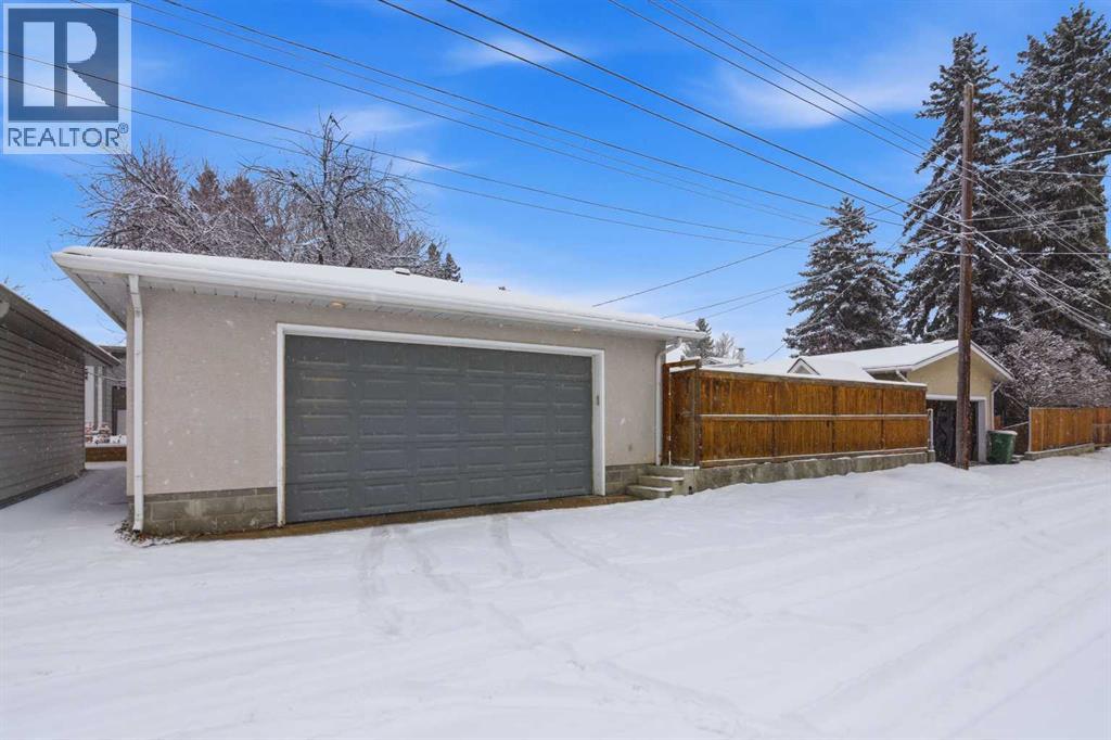 Single Family House Bungalow for Sale in  Athlone Road SE Acadia Calgary 