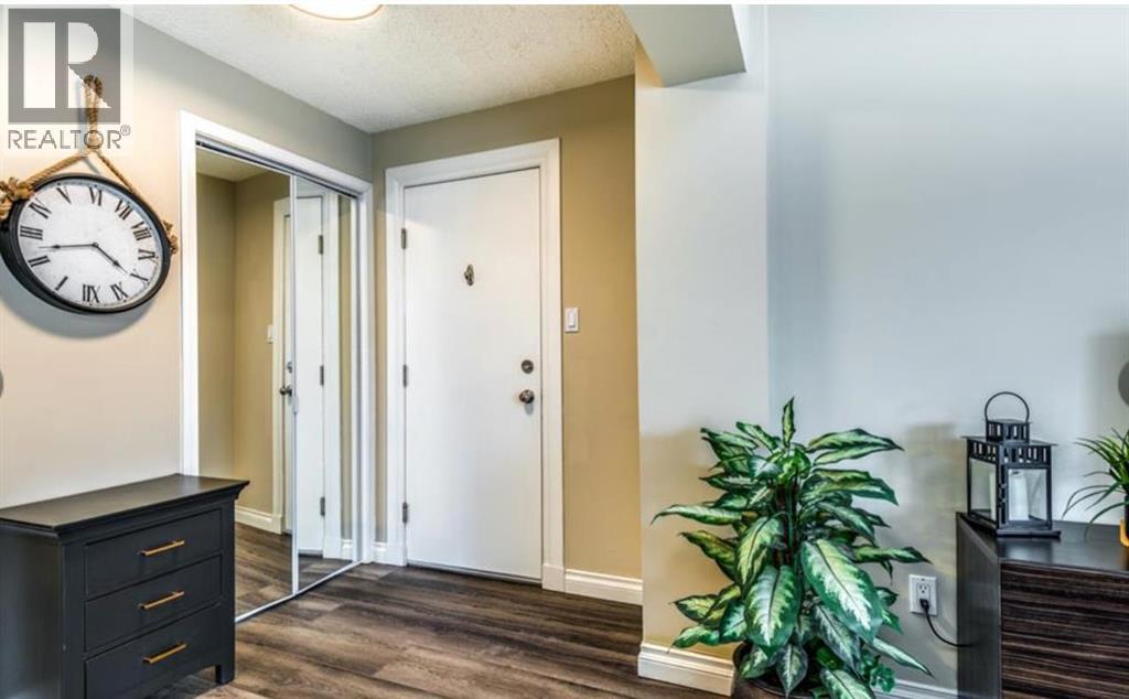 301, 1717 12 Street SW, Calgary, Alberta