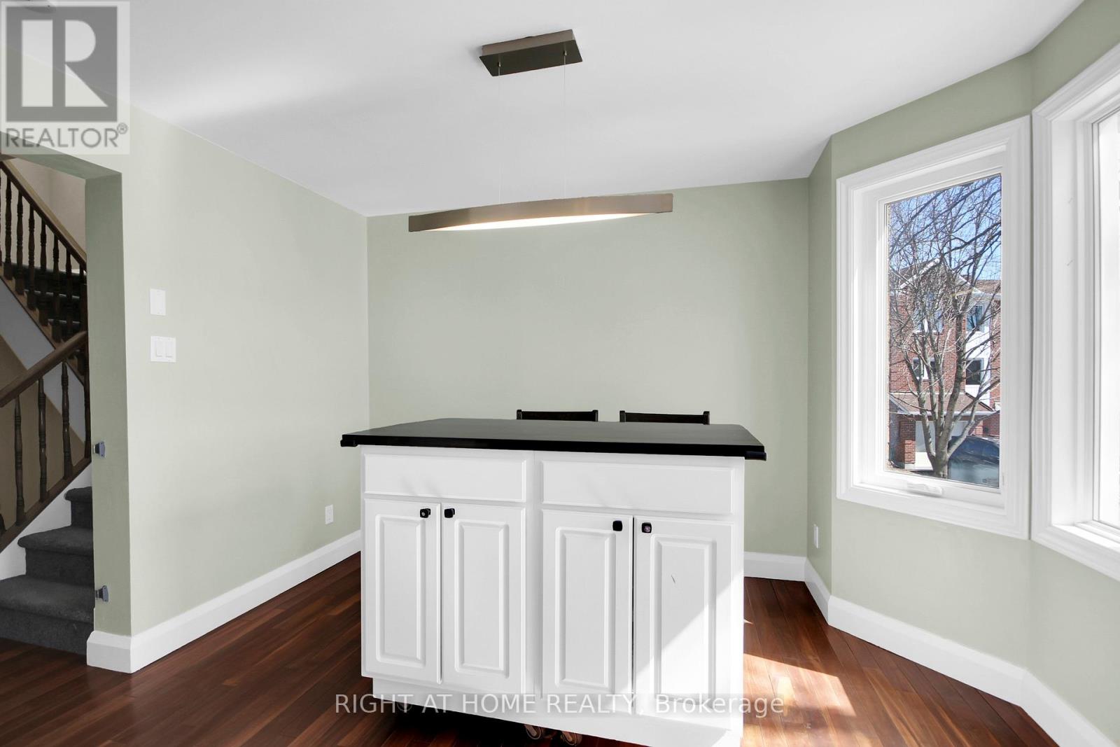 34 KENMARE PLACE - 23