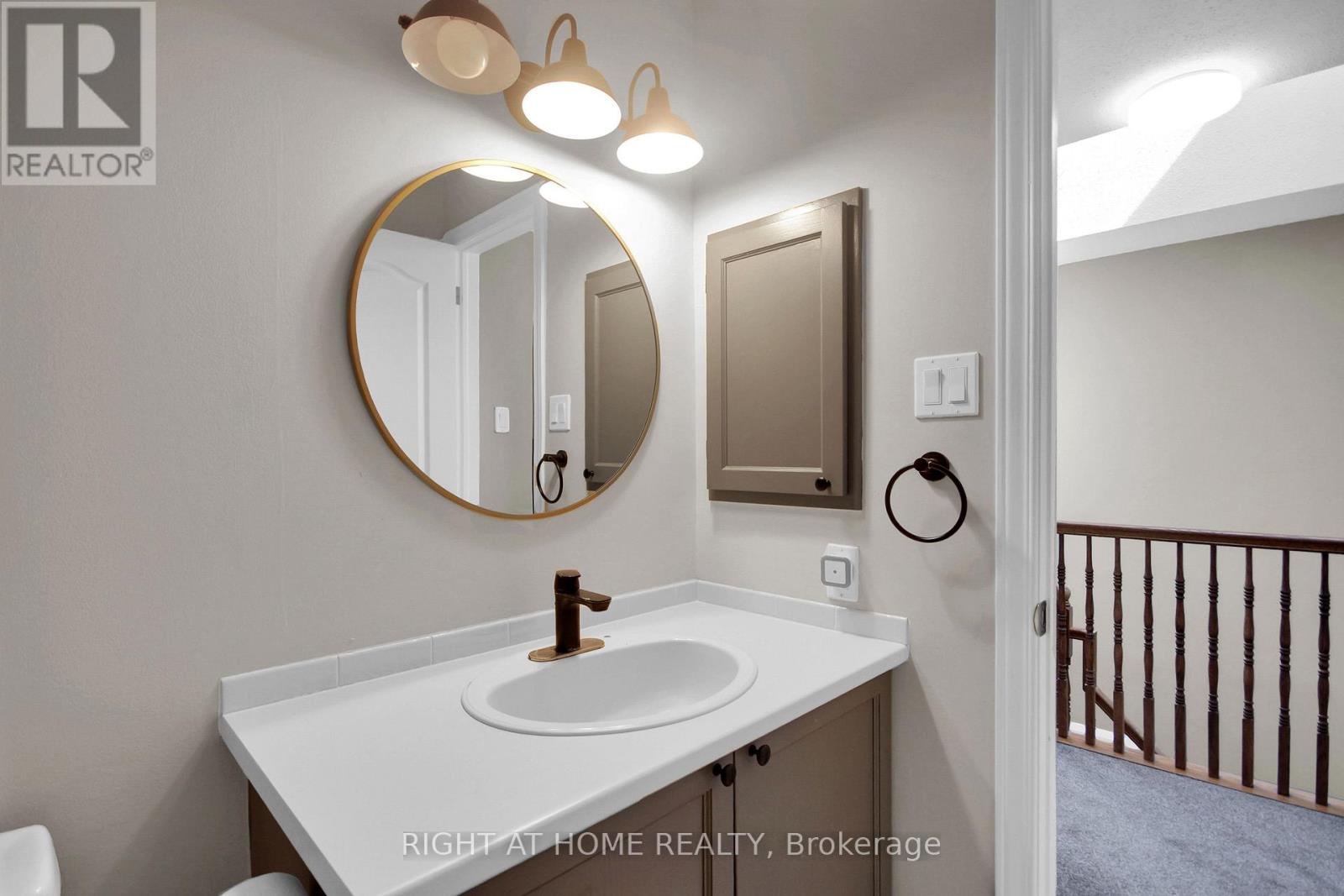 34 KENMARE PLACE - 34