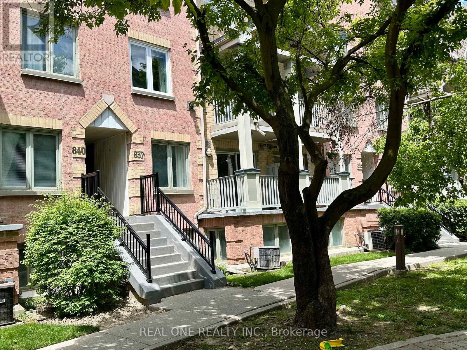 Listing photo of 837 - 75 WELDRICK ROAD E