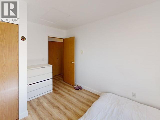 #401 5700 WILLOW AVE - 18