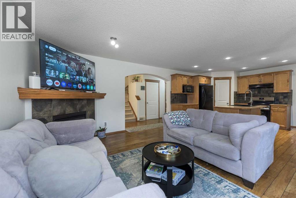 Single Family House for Sale in  Tuscany Springs Hill NW Tuscany Calgary 