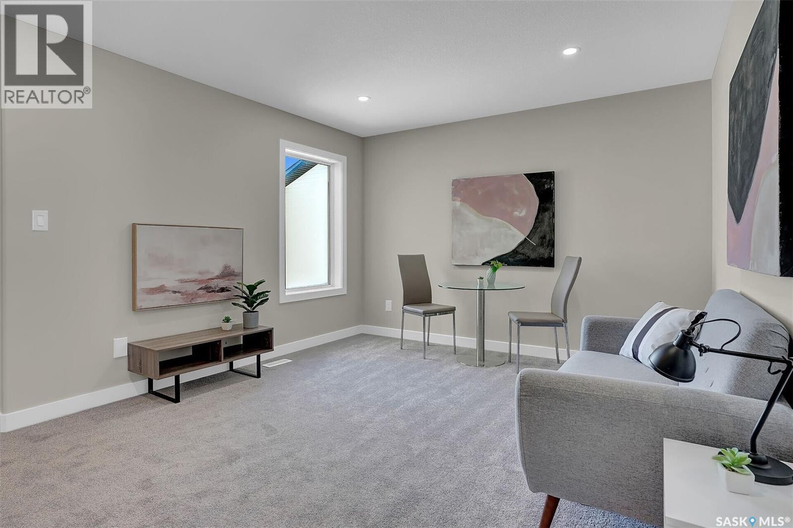 230 KOSTIUK CRESCENT - 25