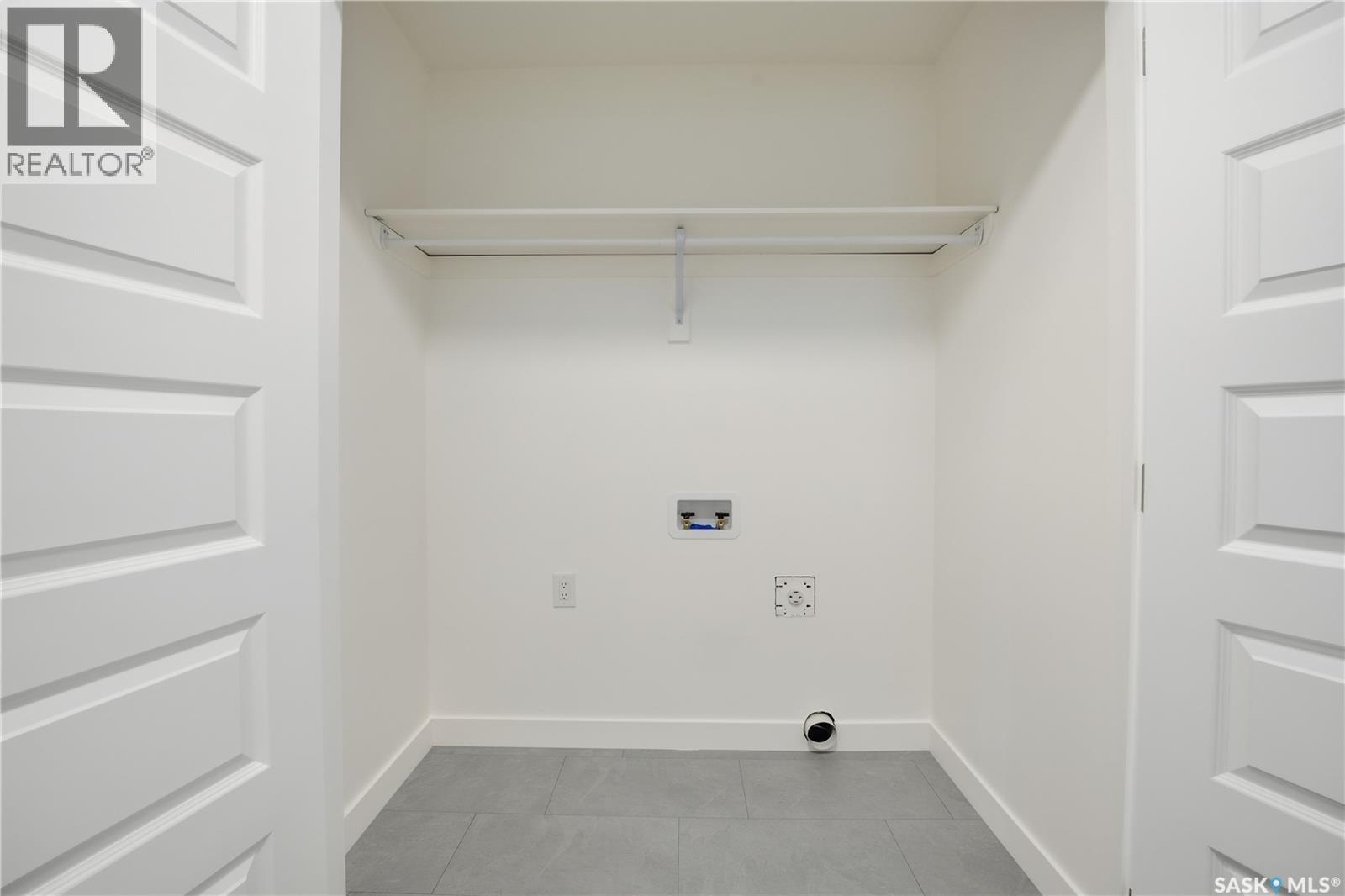 230 KOSTIUK CRESCENT - 35