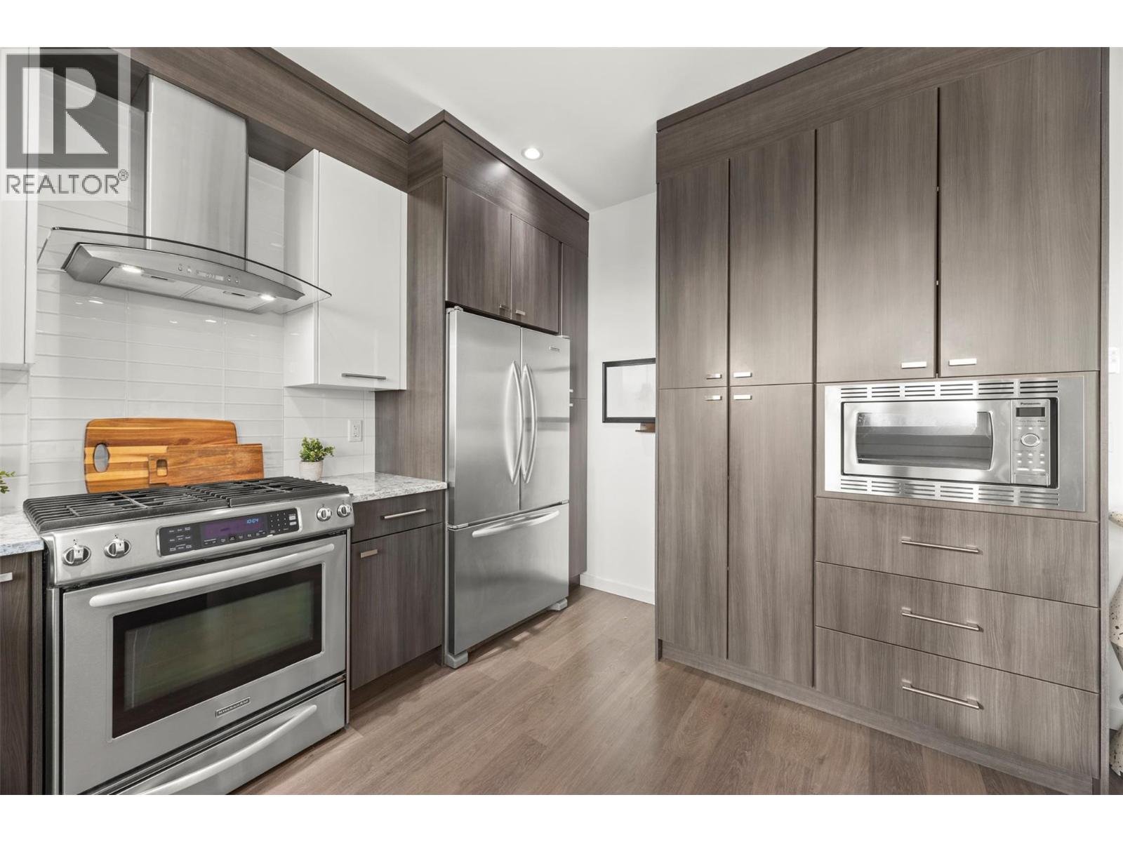 #16 1818 PEAK POINT COURT - 11