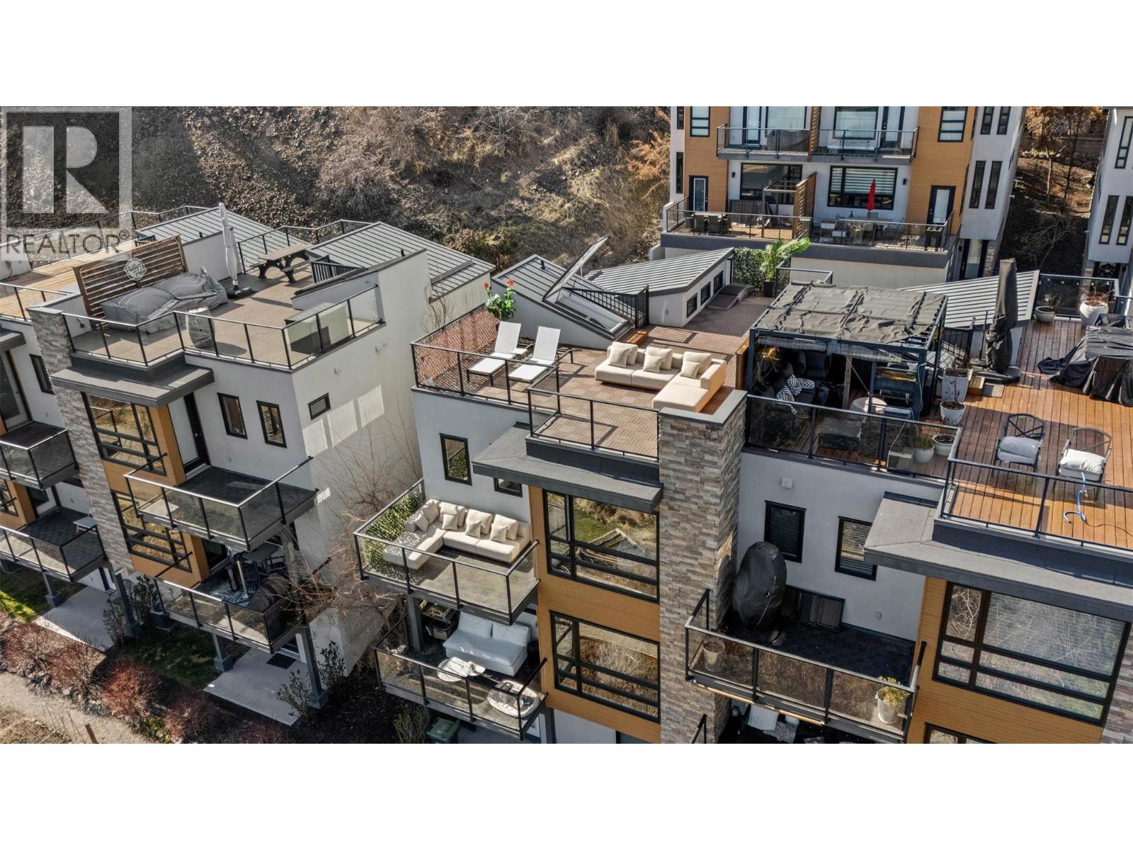 #16 1818 PEAK POINT COURT - 33