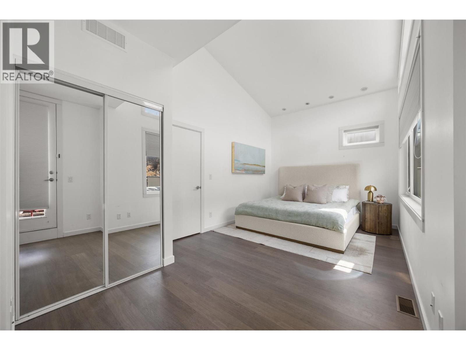 #16 1818 PEAK POINT COURT - 26