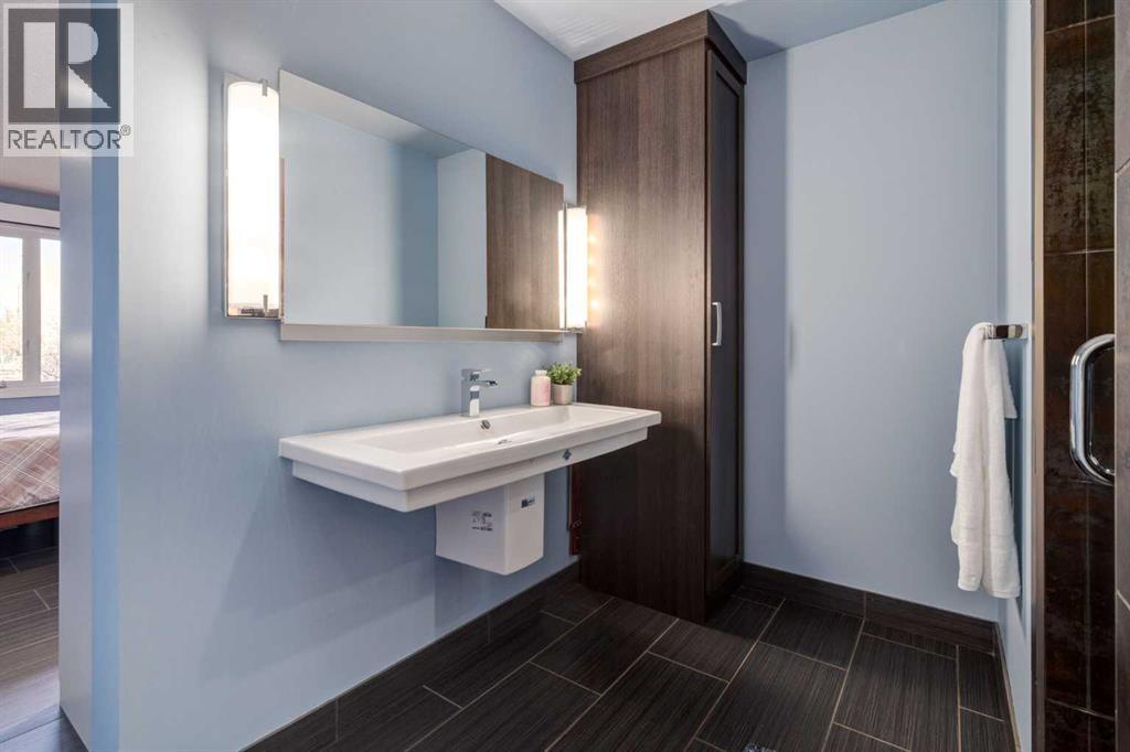 5001 30 Avenue SW, Calgary, Alberta