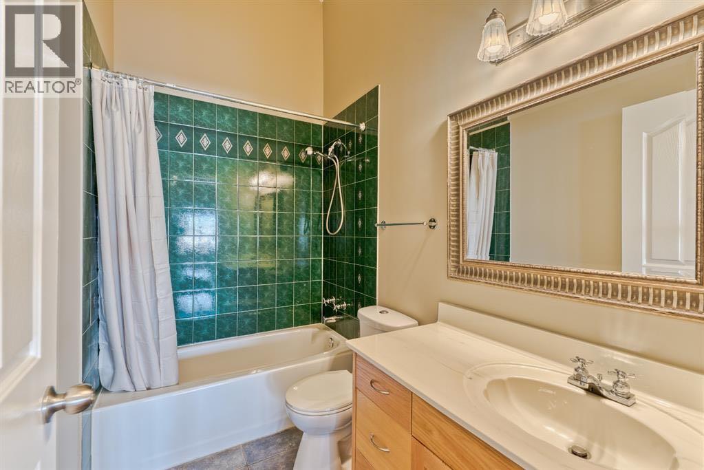 Single Family House Bungalow for Sale in  Hidden Vale Close NW Hidden Valley Calgary 