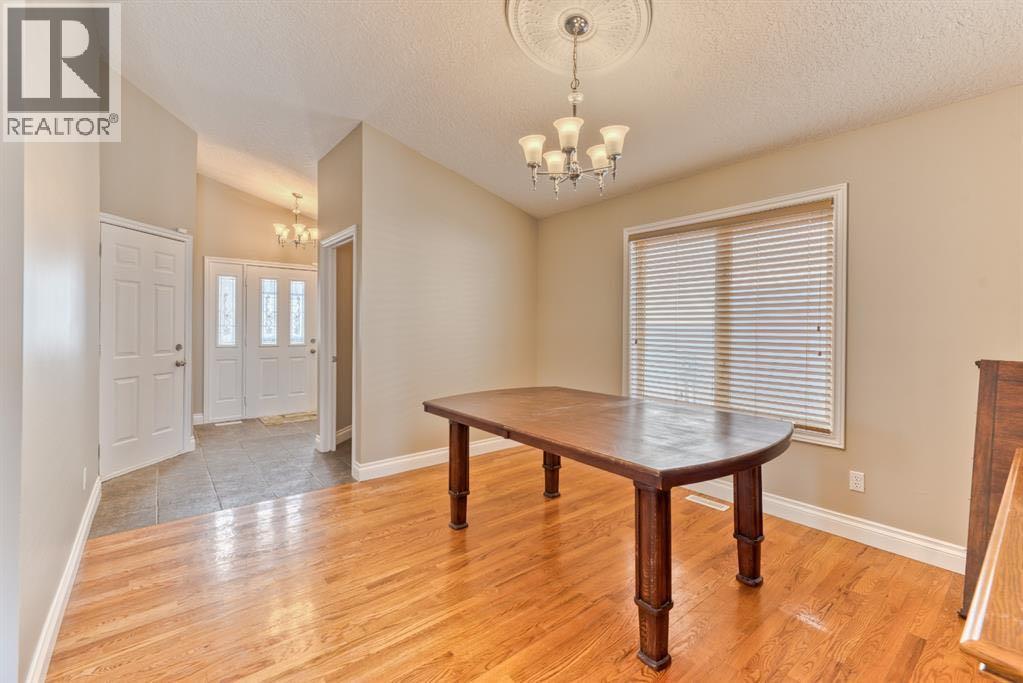 Single Family House Bungalow for Sale in  Hidden Vale Close NW Hidden Valley Calgary 