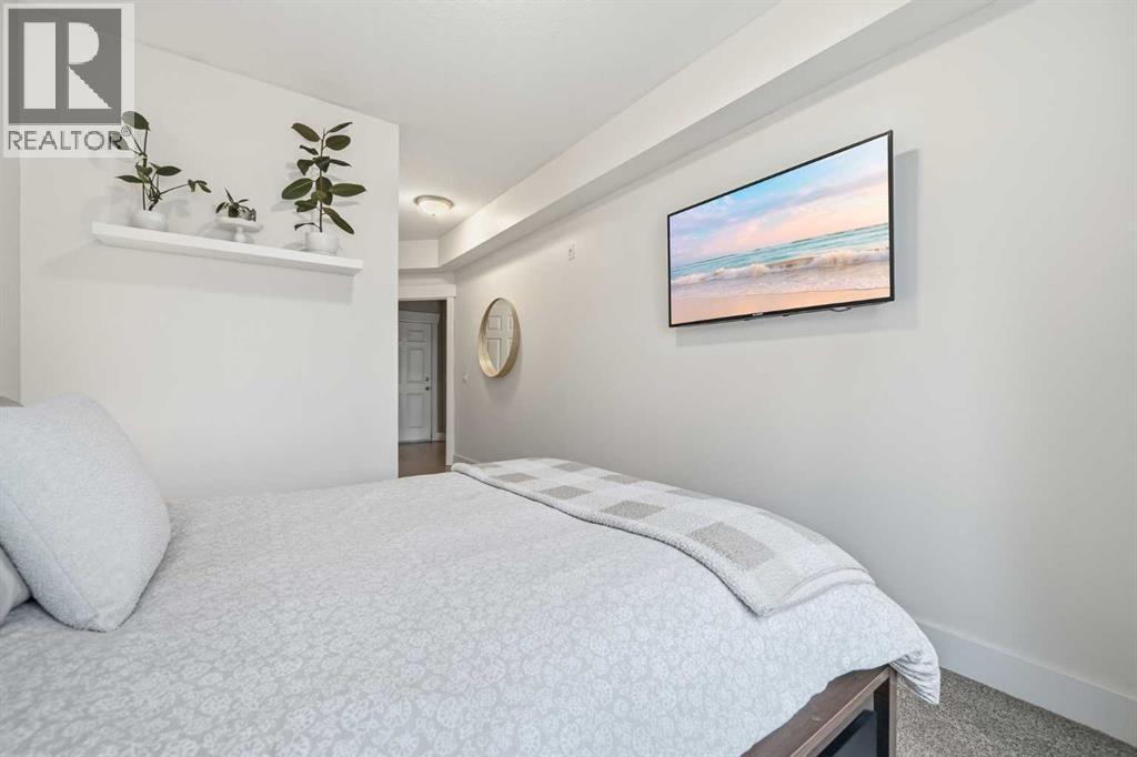 Single Family House for Sale in    Avenue NE Tuxedo Park Calgary 