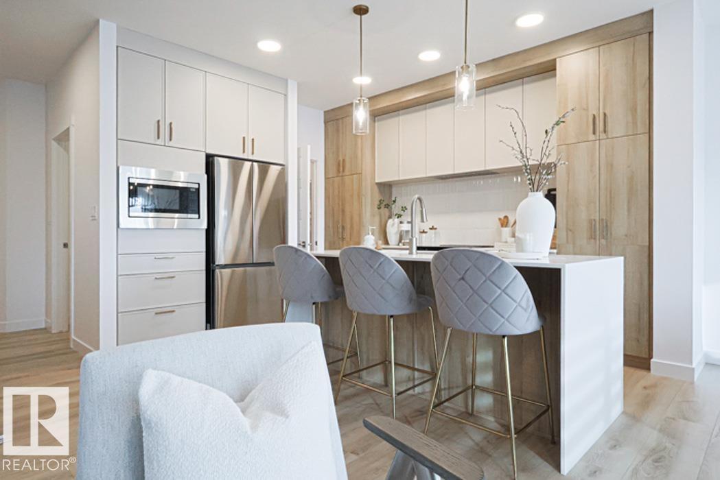 8524 183 AV NW, Edmonton