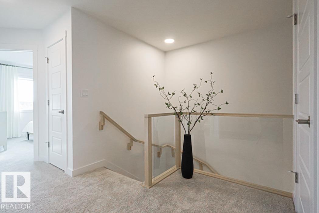 8524 183 AV NW, Edmonton