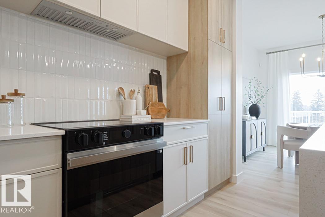 8524 183 AV NW, Edmonton