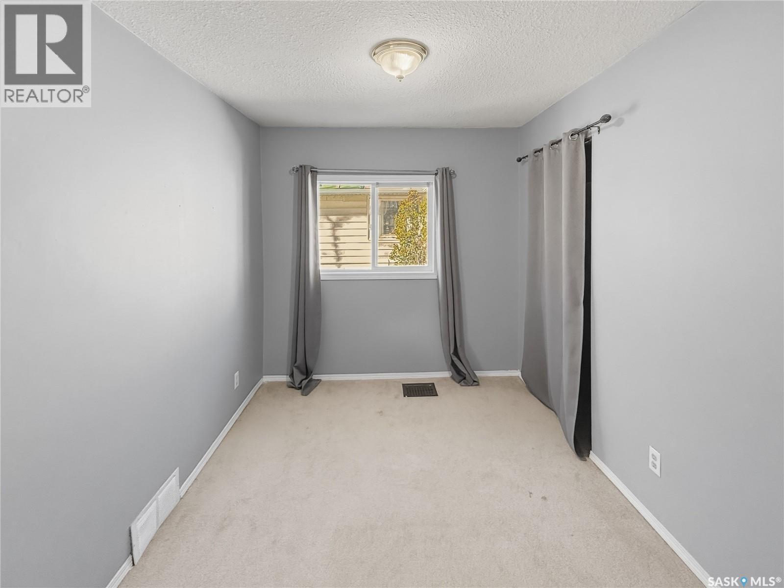 619 4TH AVENUE NW - 12