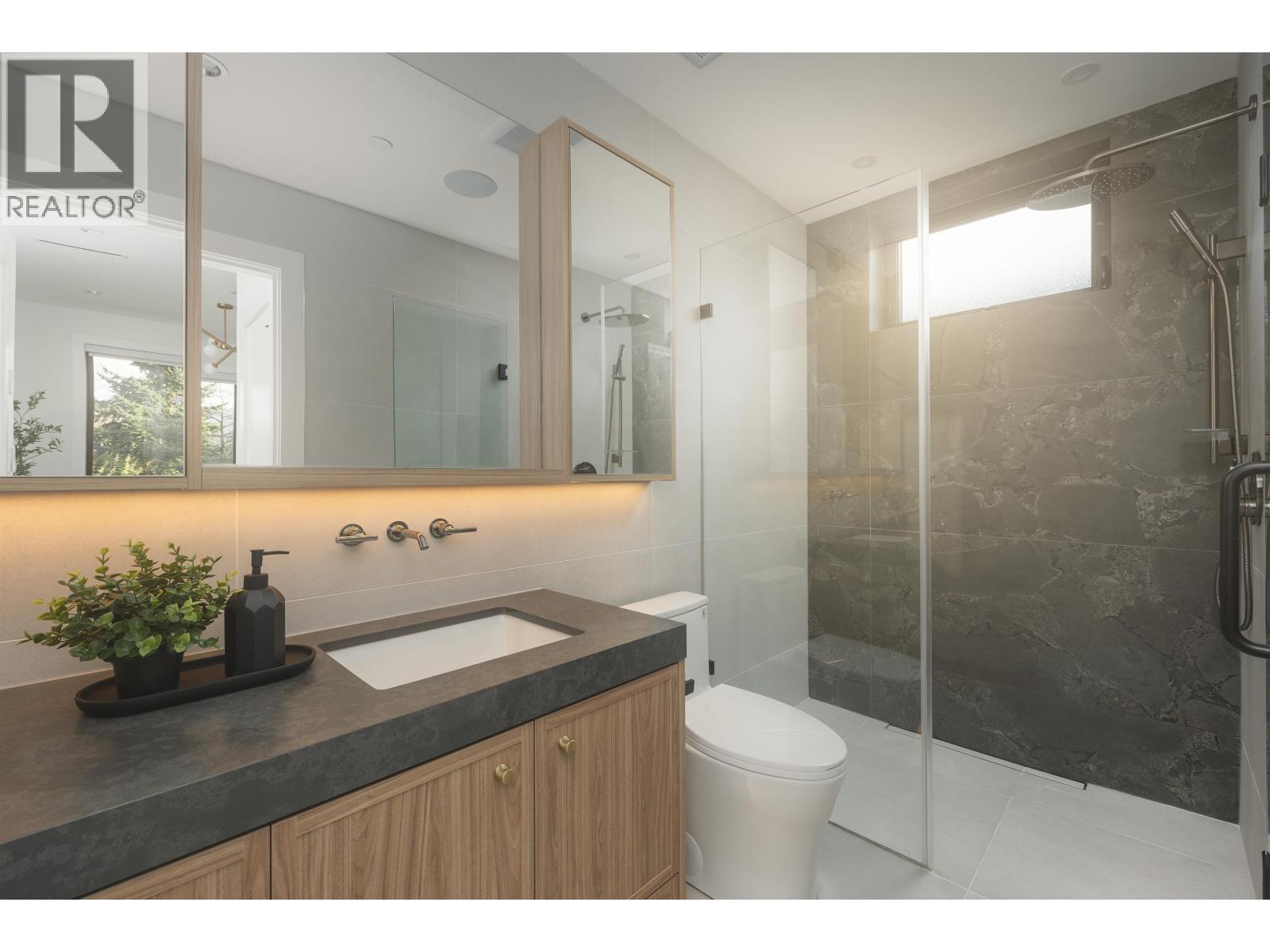 1 2684 OXFORD STREET, Vancouver