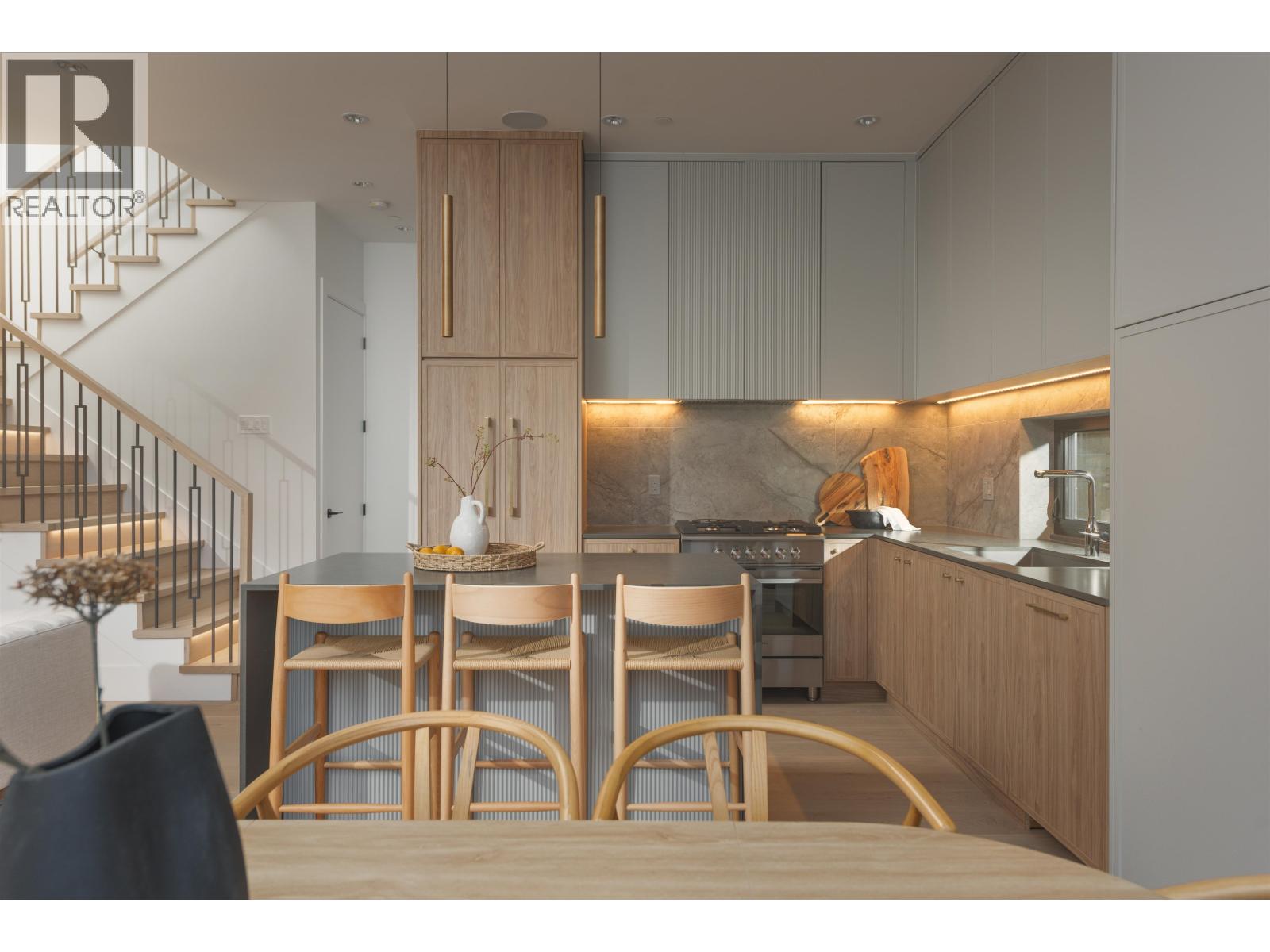 1 2684 OXFORD STREET, Vancouver