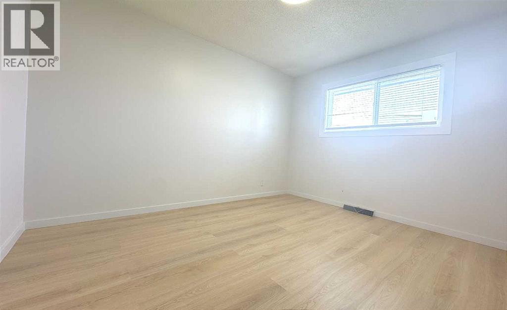 Single Family House Bungalow for Sale in   Avenue SE Southview Calgary 