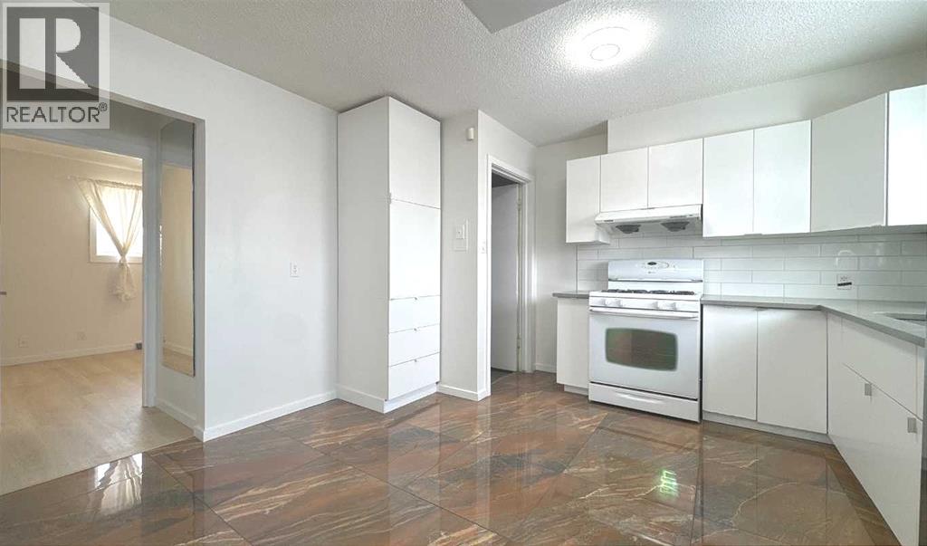 Single Family House Bungalow for Sale in   Avenue SE Southview Calgary 