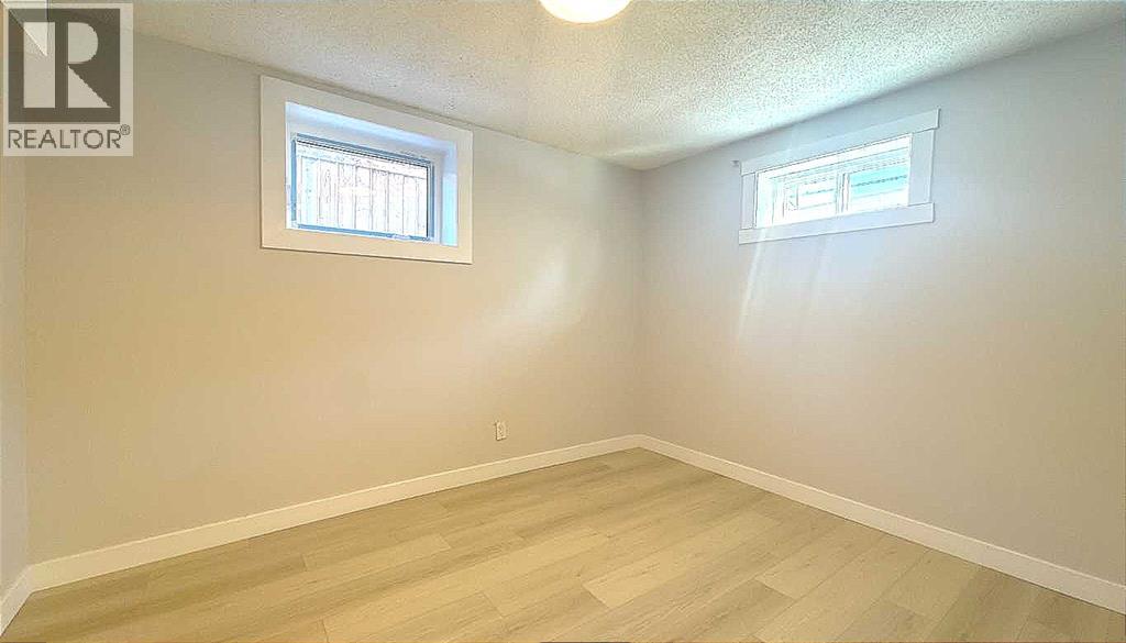 Single Family House Bungalow for Sale in   Avenue SE Southview Calgary 