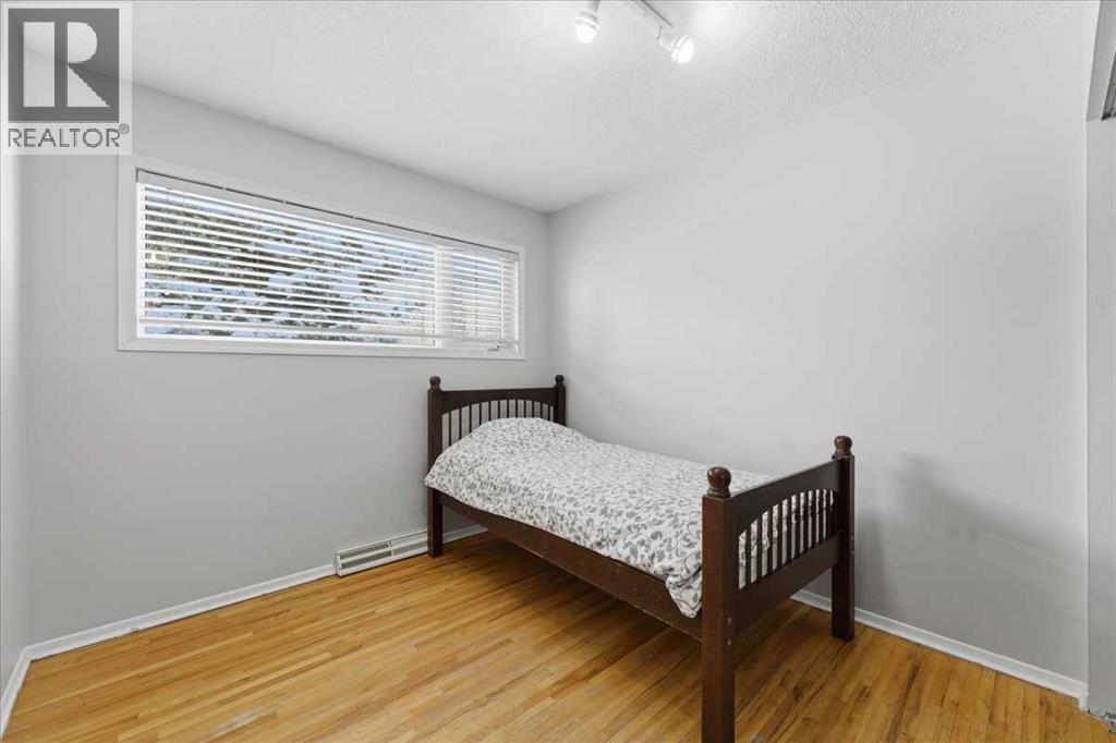 Single Family House Bungalow for Sale in  Waterloo Drive SW Wildwood Calgary 