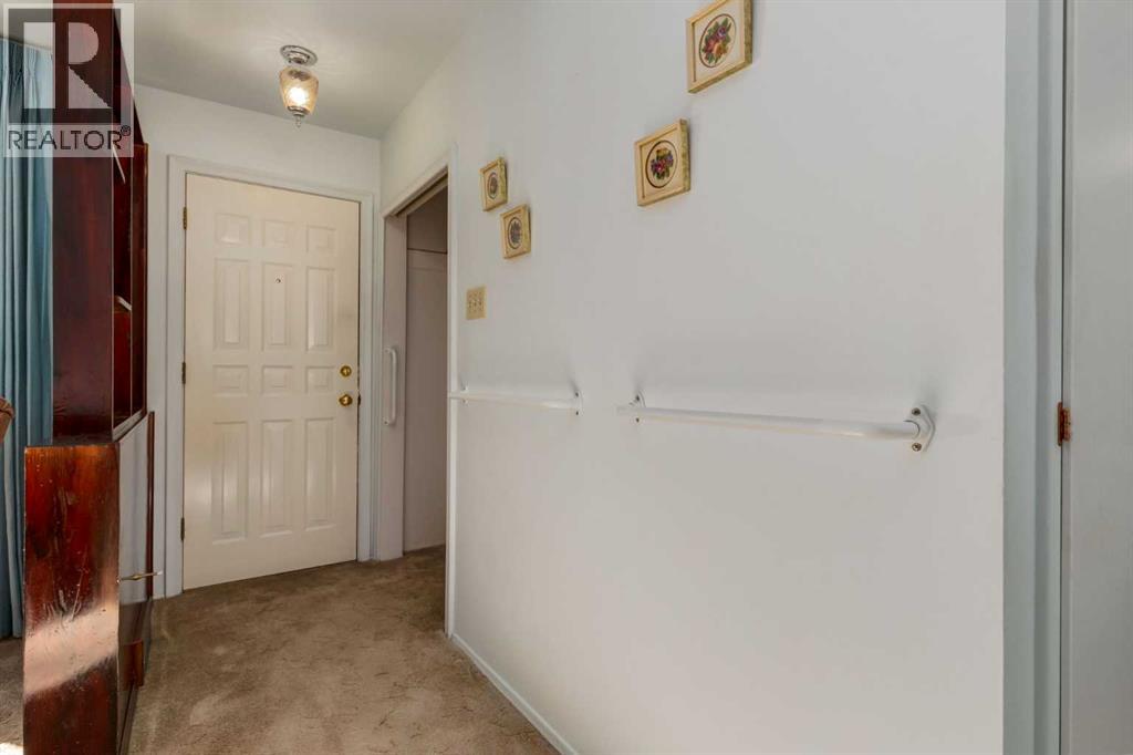 Single Family House Bungalow for Sale in  Windermere Road SW Wildwood Calgary 