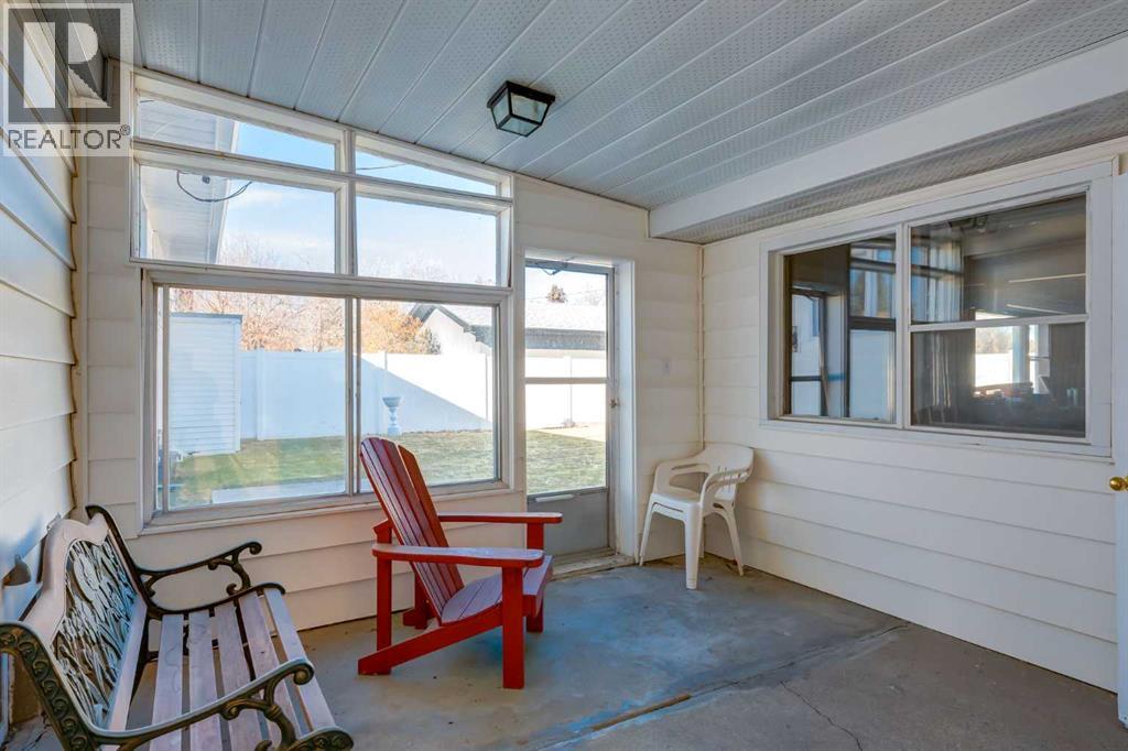 Single Family House Bungalow for Sale in  Windermere Road SW Wildwood Calgary 