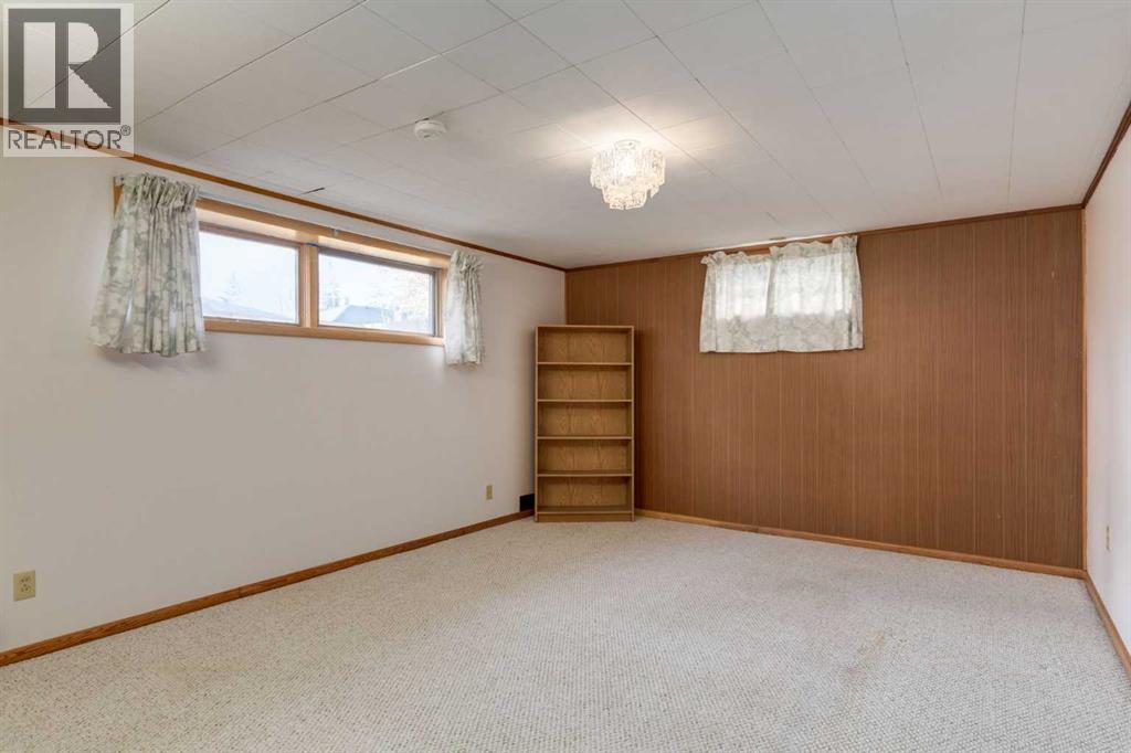 Single Family House Bungalow for Sale in  Windermere Road SW Wildwood Calgary 