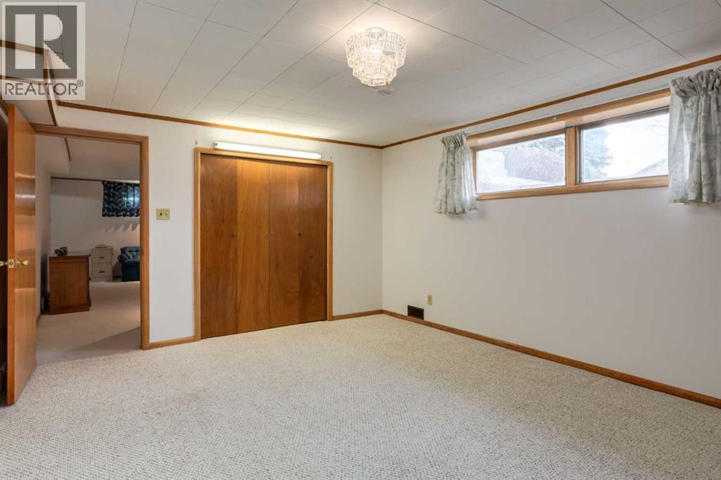 Single Family House Bungalow for Sale in  Windermere Road SW Wildwood Calgary 