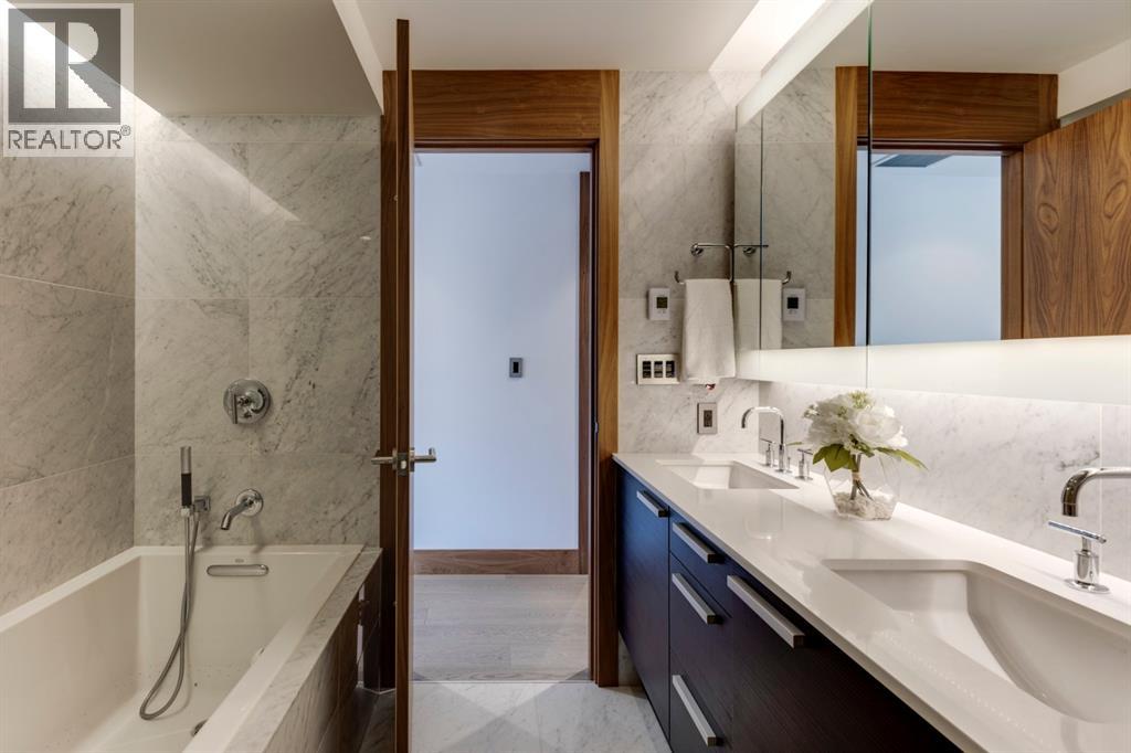 Single Family House for Sale in    Avenue SW Eau Claire Calgary 