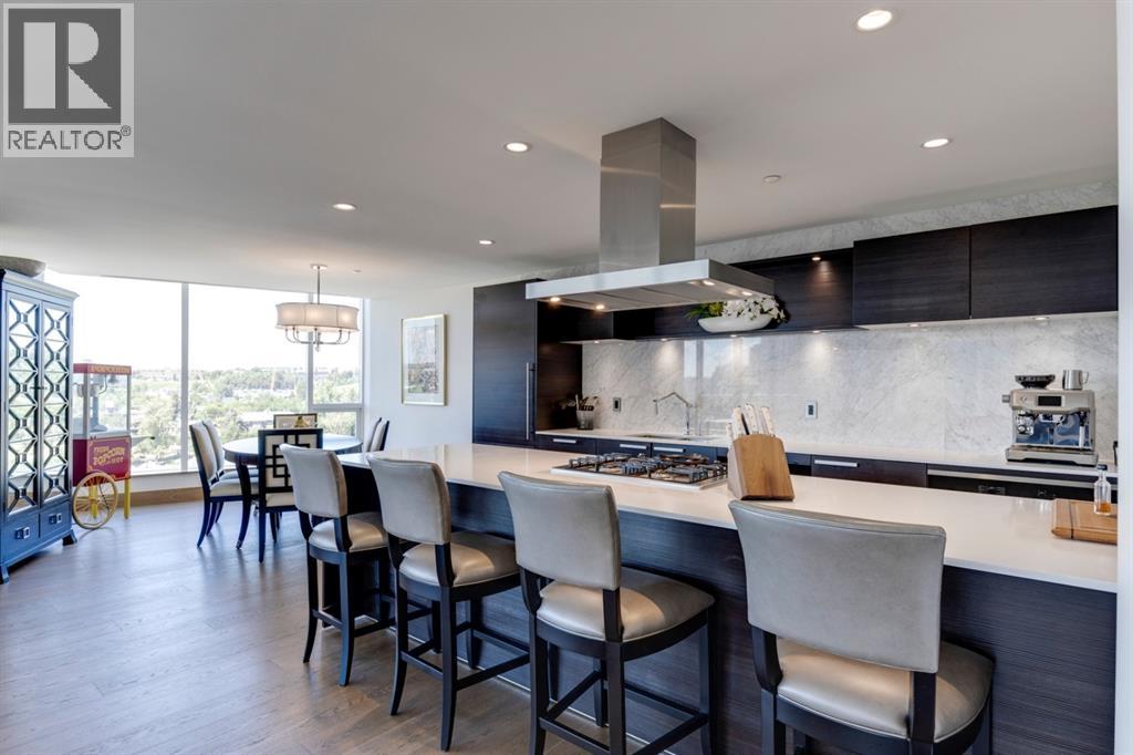 Single Family House for Sale in    Avenue SW Eau Claire Calgary 