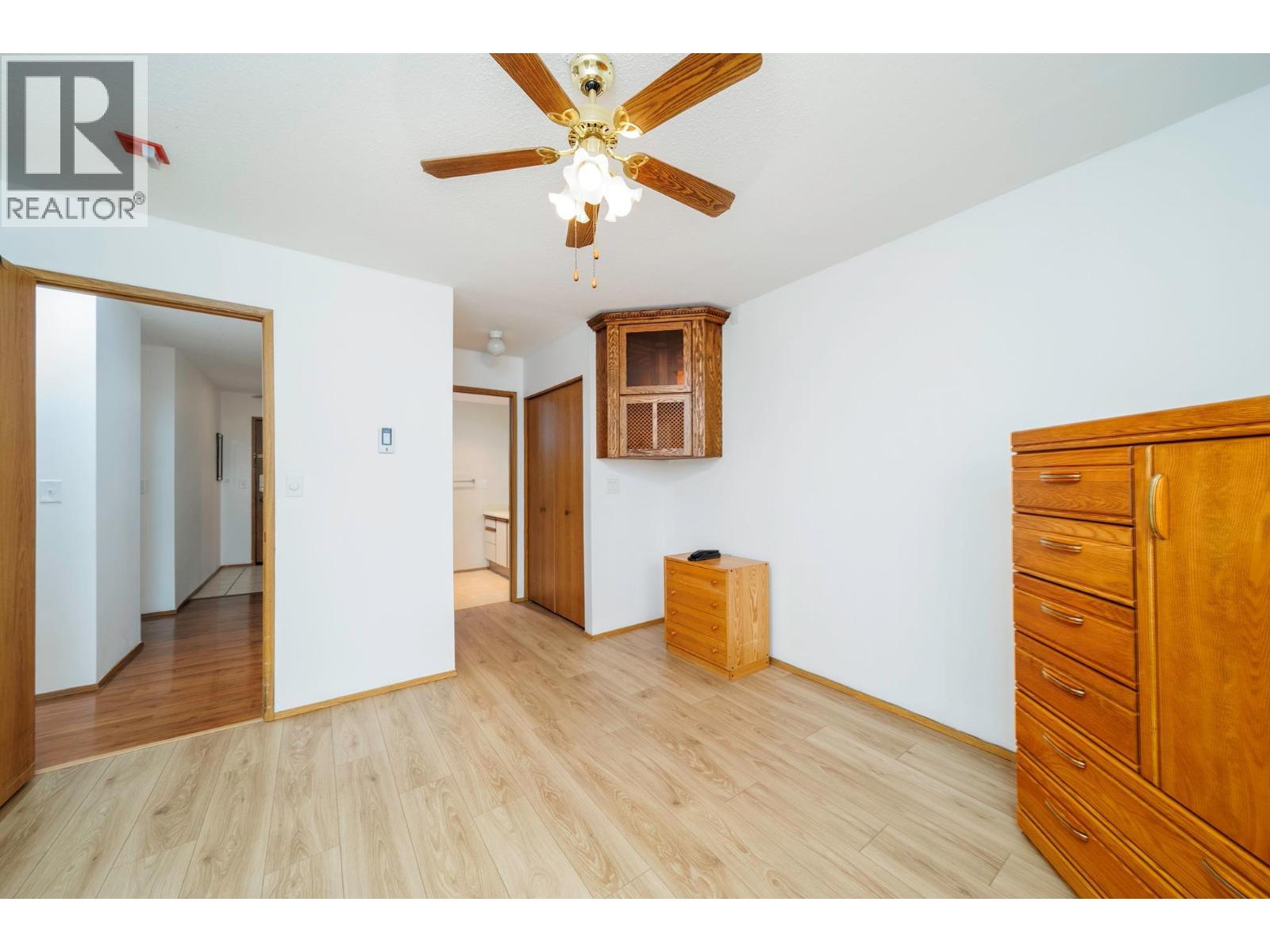 #101 1055 GLENWOOD AVENUE - 16