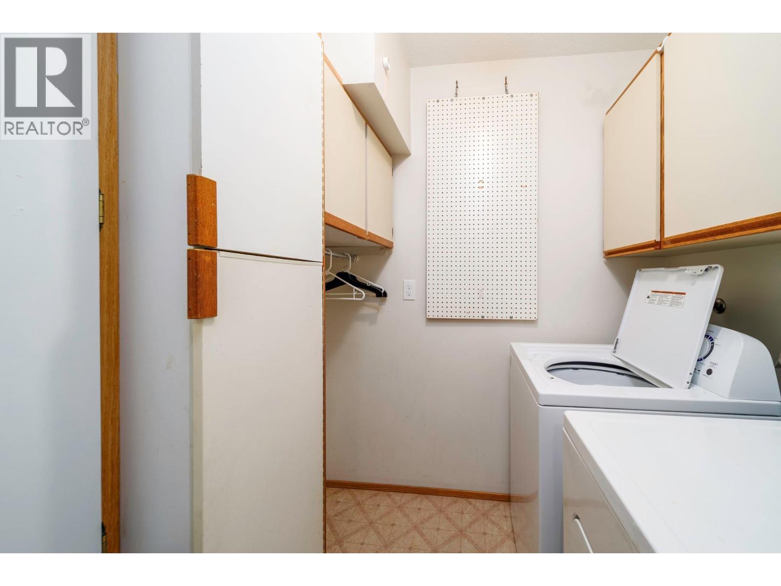 #101 1055 GLENWOOD AVENUE - 21