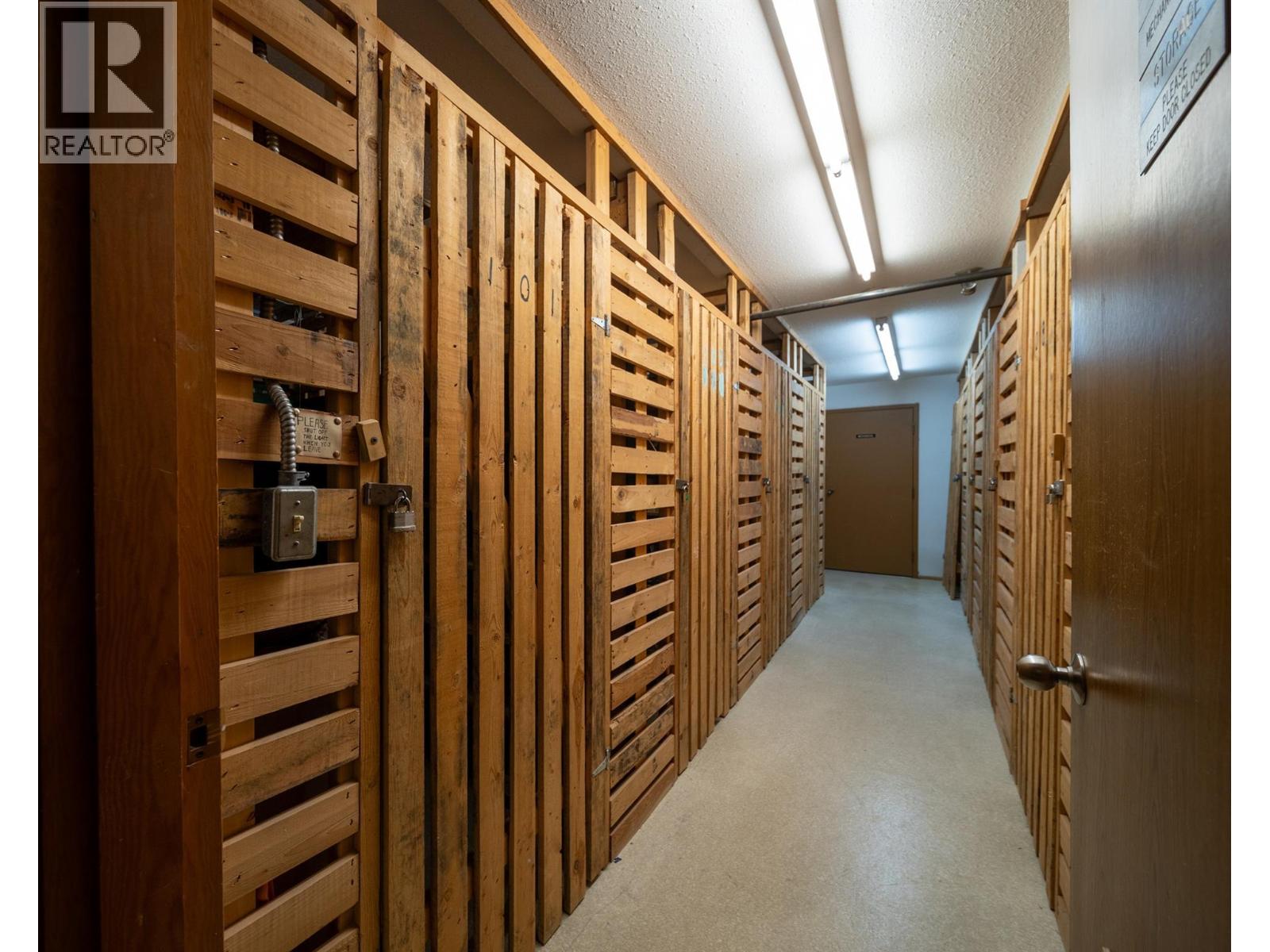 #101 1055 GLENWOOD AVENUE - 25