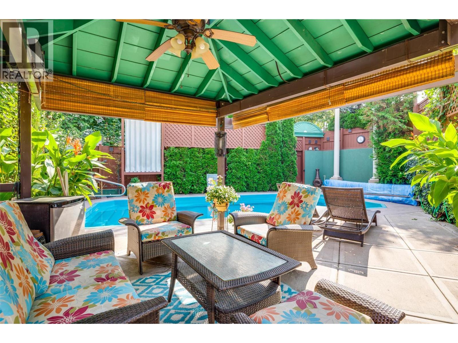 375 Trumpeter Court - 9