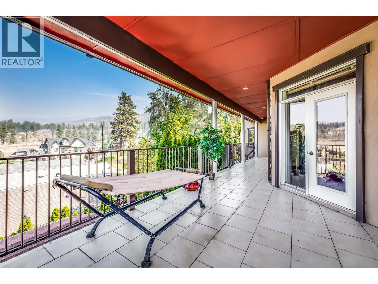 375 Trumpeter Court - 44