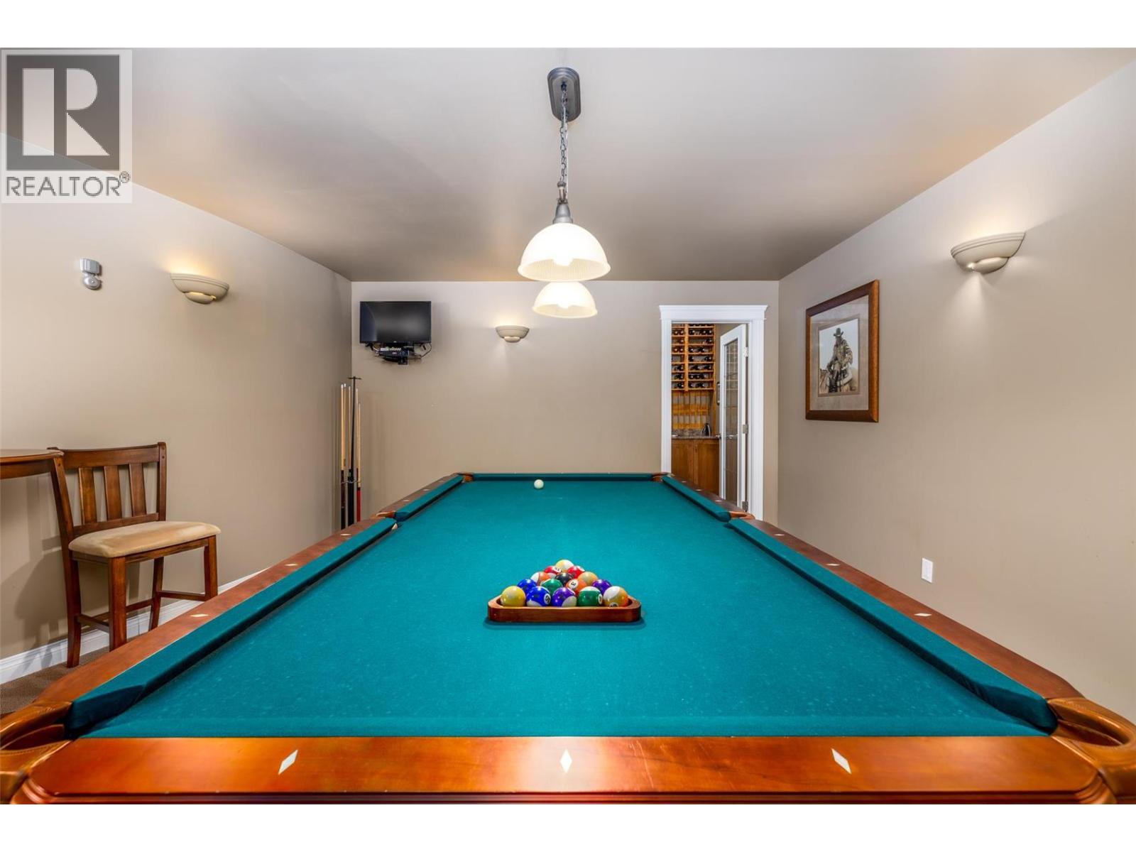 375 TRUMPETER COURT - 38