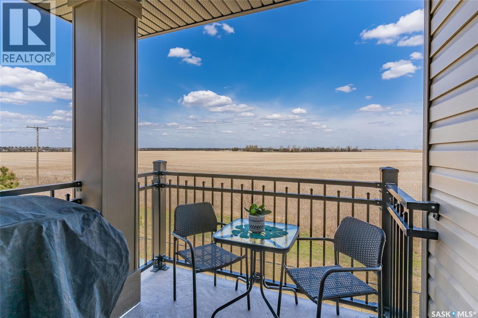 #1102 1015 PATRICK CRESCENT - 20