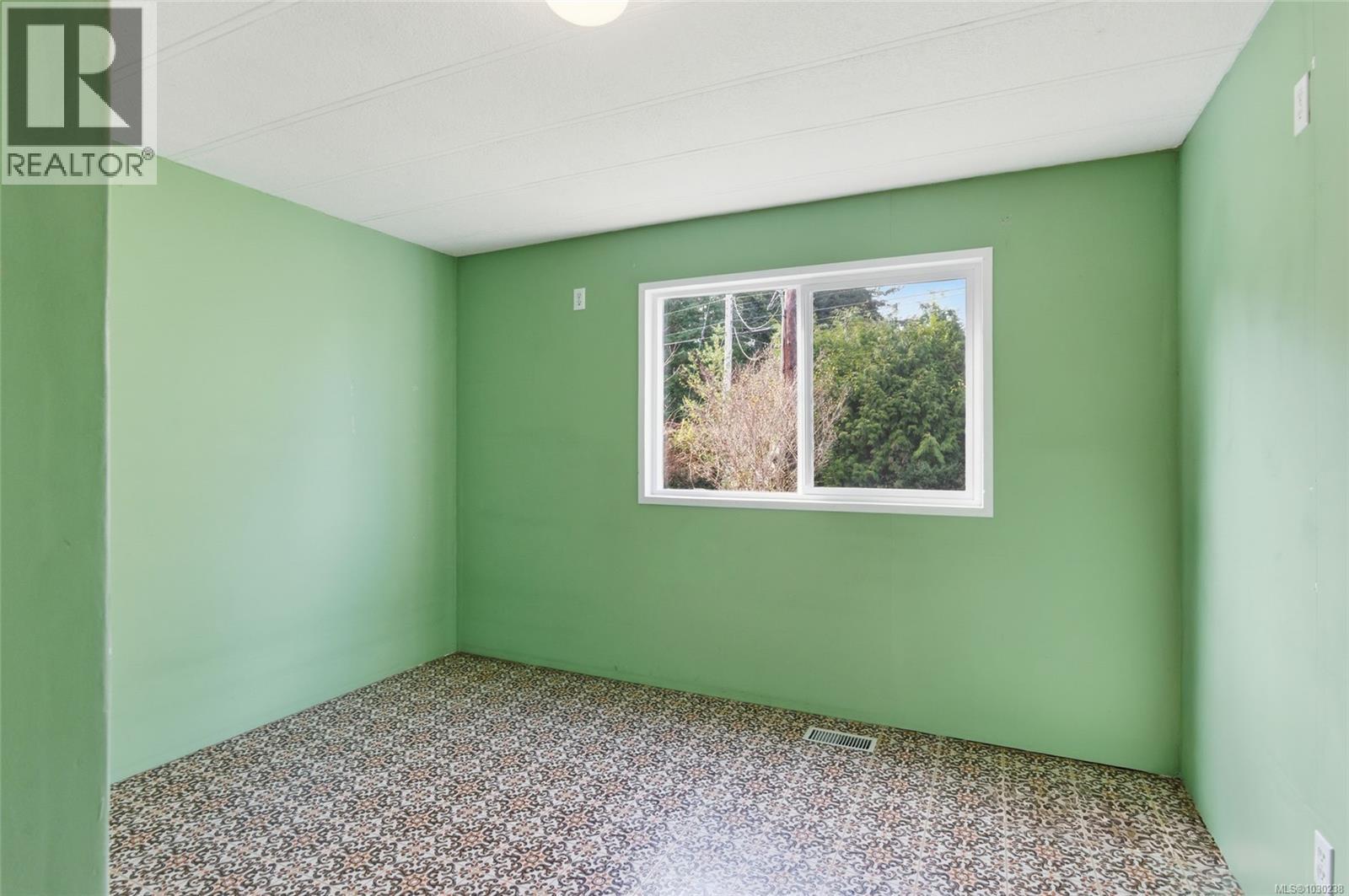 135 MERIDIAN WAY - 4