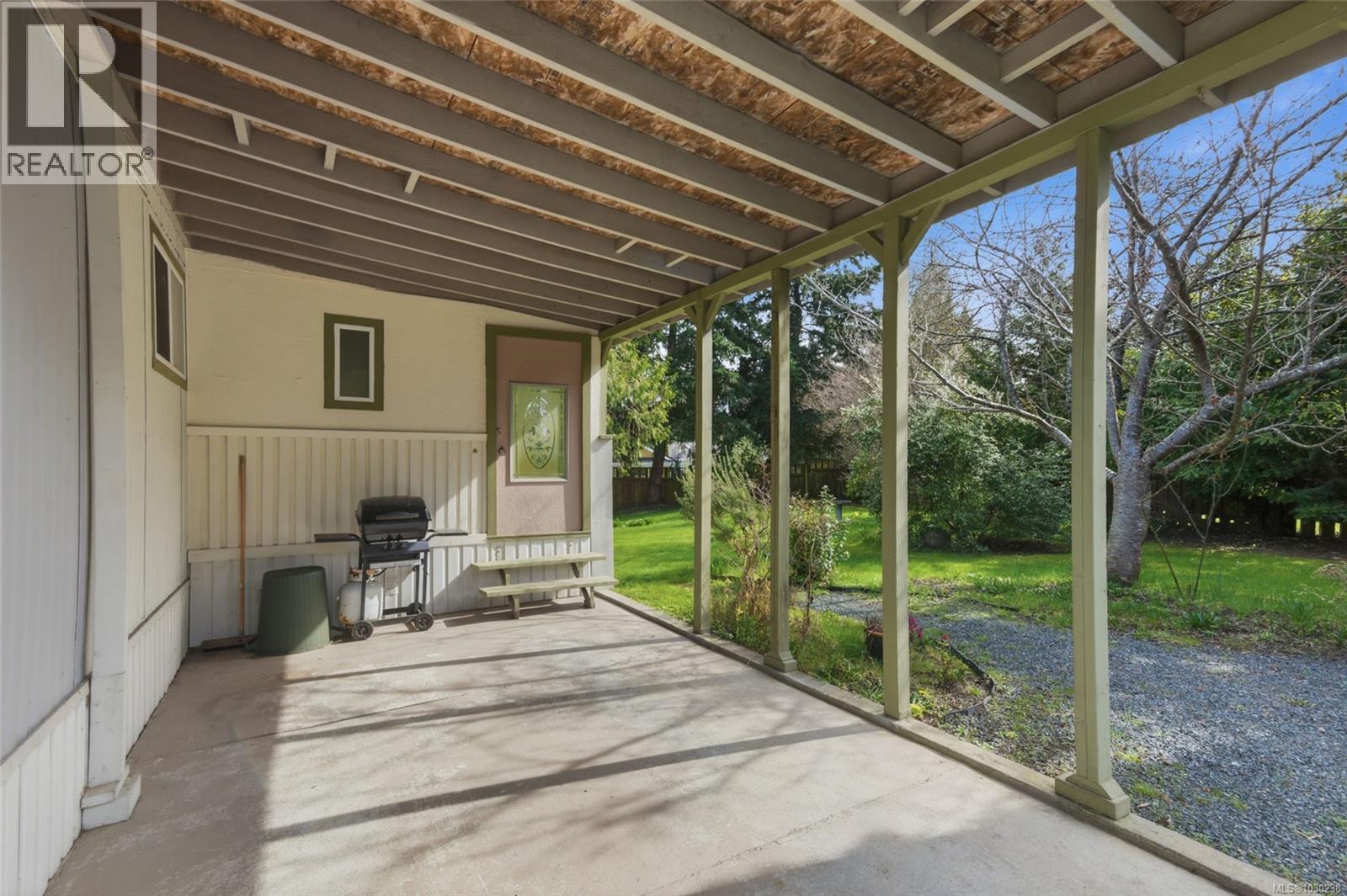 135 MERIDIAN WAY - 12