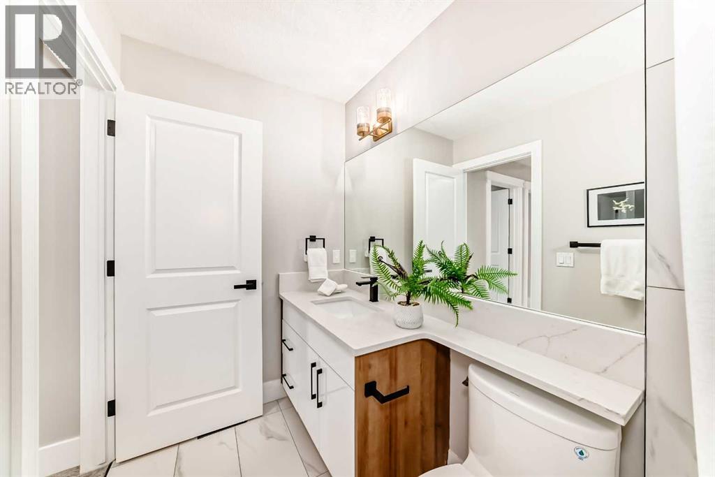 Single Family House for Sale in   Avenue SW Windsor Park Calgary 