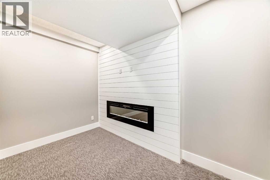 Single Family House for Sale in   Avenue SW Windsor Park Calgary 